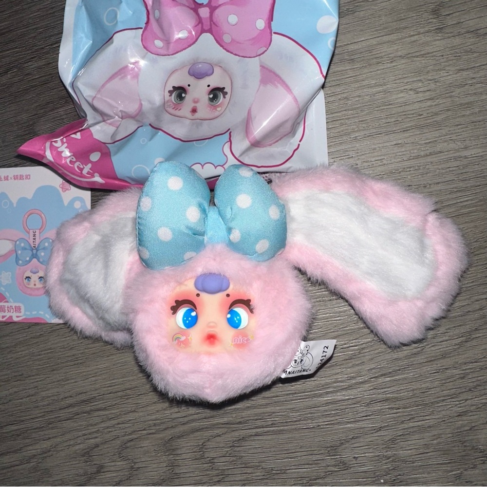 Miiloo MM Milk Candy Rabbit Plush Keychain - Confirm Box